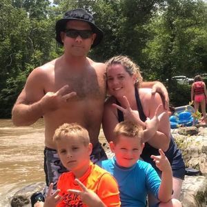 Meet your Posher, Clarence n lisa